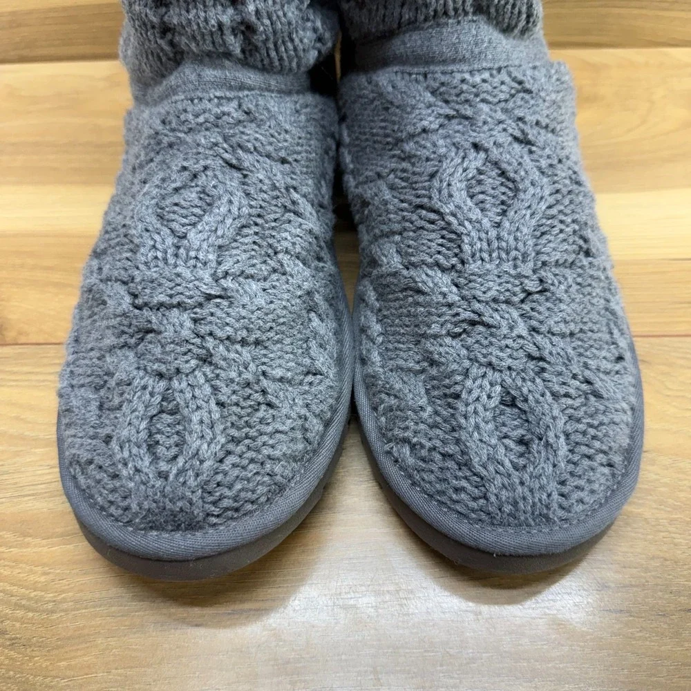 UGG Lattice Cardy Swear Knit Boots Womens 9 Gray Brown Button Cozy Cottagecore
